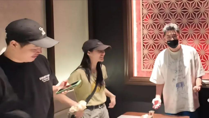 澳门奖结果2025开奖记录查询,男子近九千报专升本最后成肄业,最新答案解释落实_尊享版V8.9